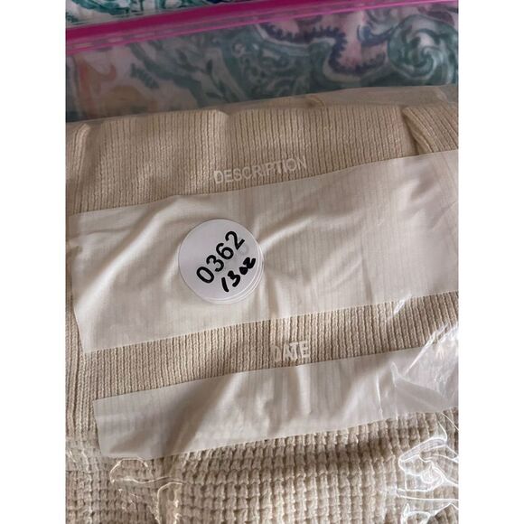 Ann Taylor Loft sweater (#362) - Picture 8 of 8